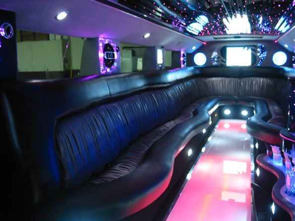 Clearwater Expedition Stretch Limo 